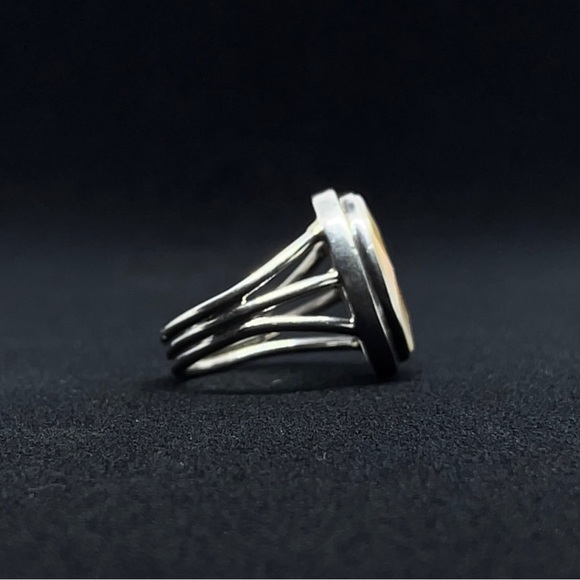 POLISHED CRYSTAL RING - Picture 3 of 5